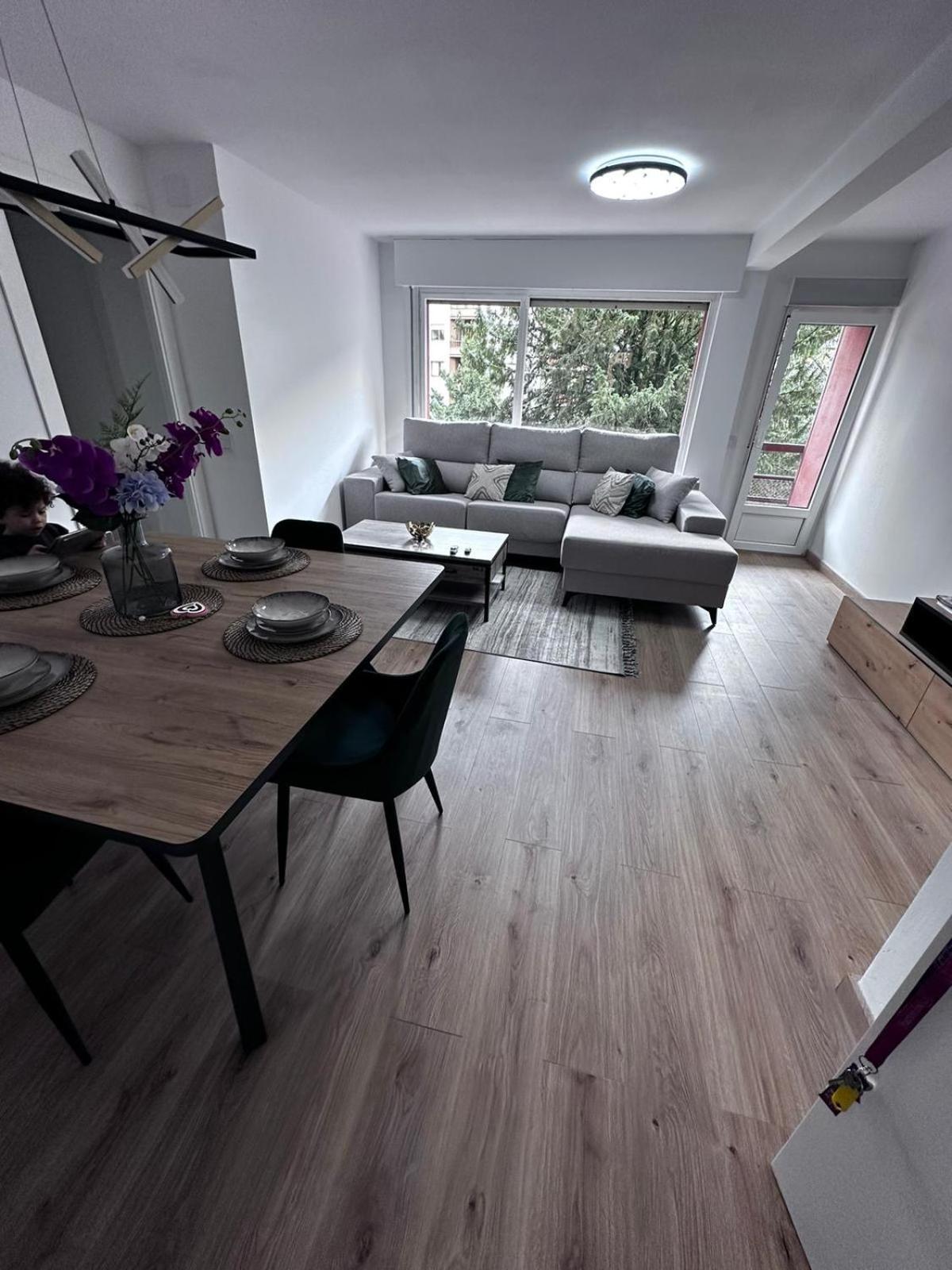 Dh Apartamento Turistico Cangas de Onís Exterior foto